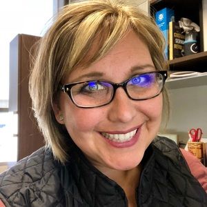 Meet your Posher, Julie